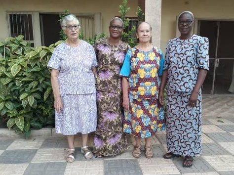 home_charity_project3b